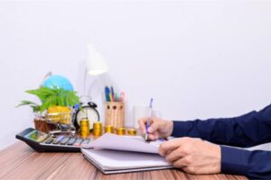 Como escolher o regime tributário ideal para seu comércio